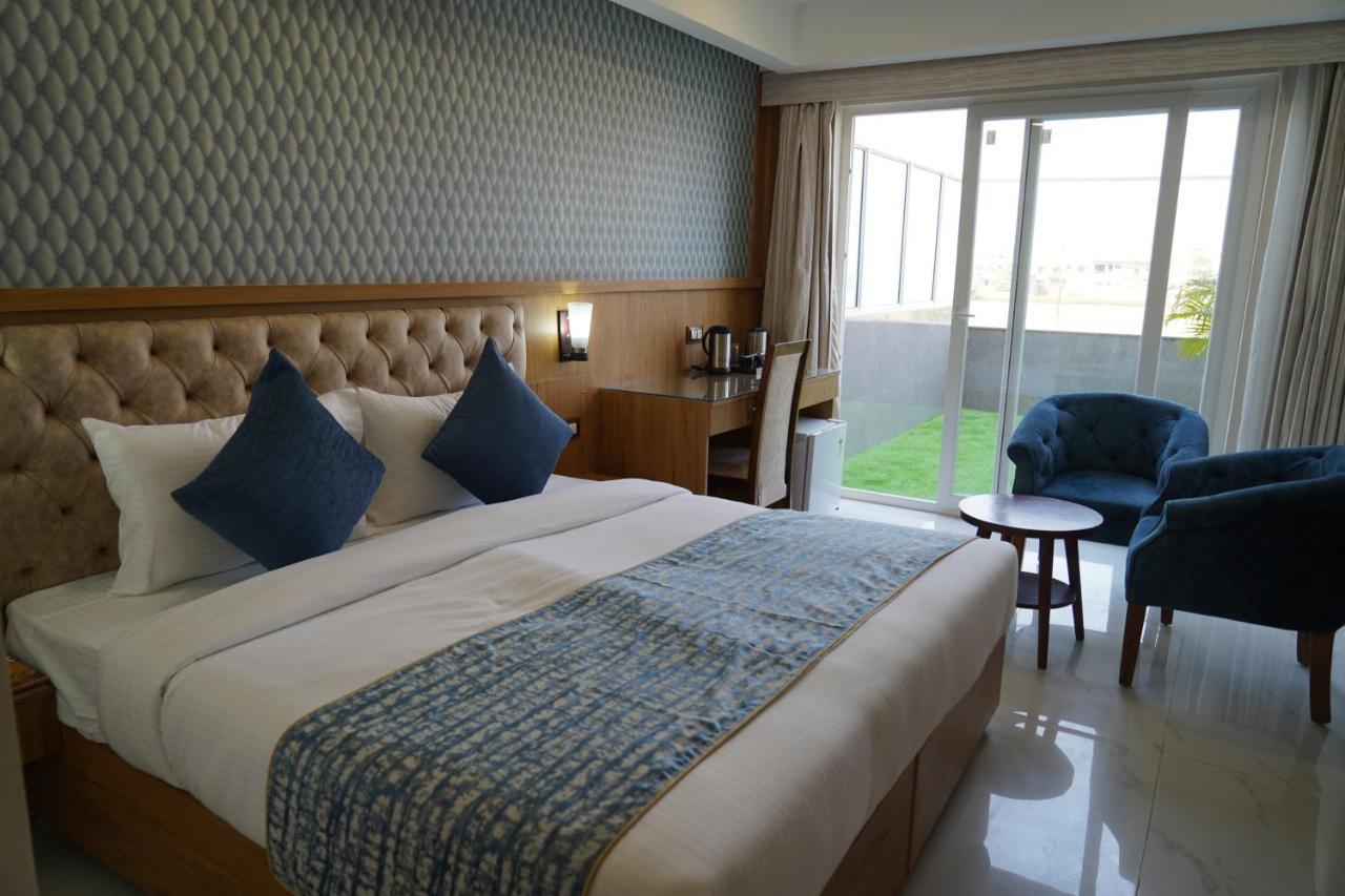 Hotel Shanti Sagar Kharar Exterior foto